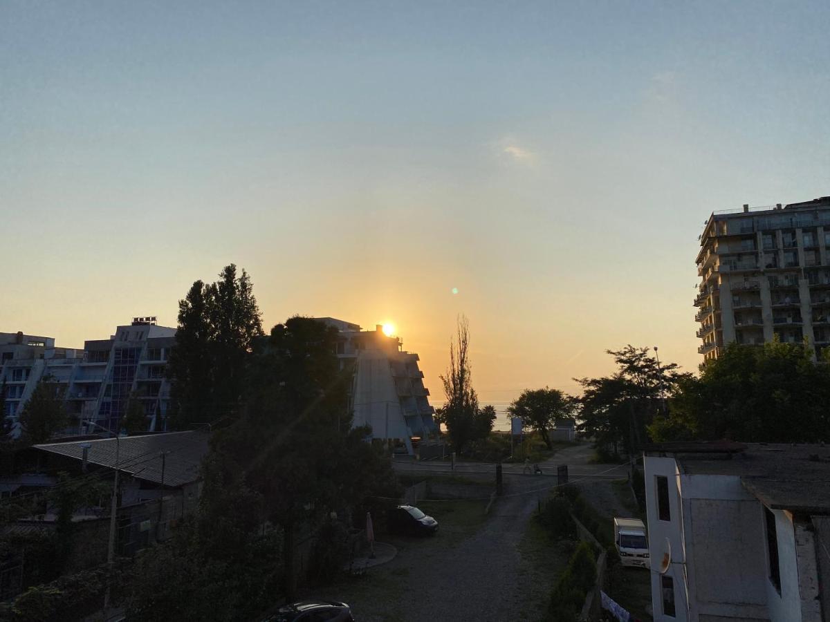 Beliy Dom Kvariati Exterior foto
