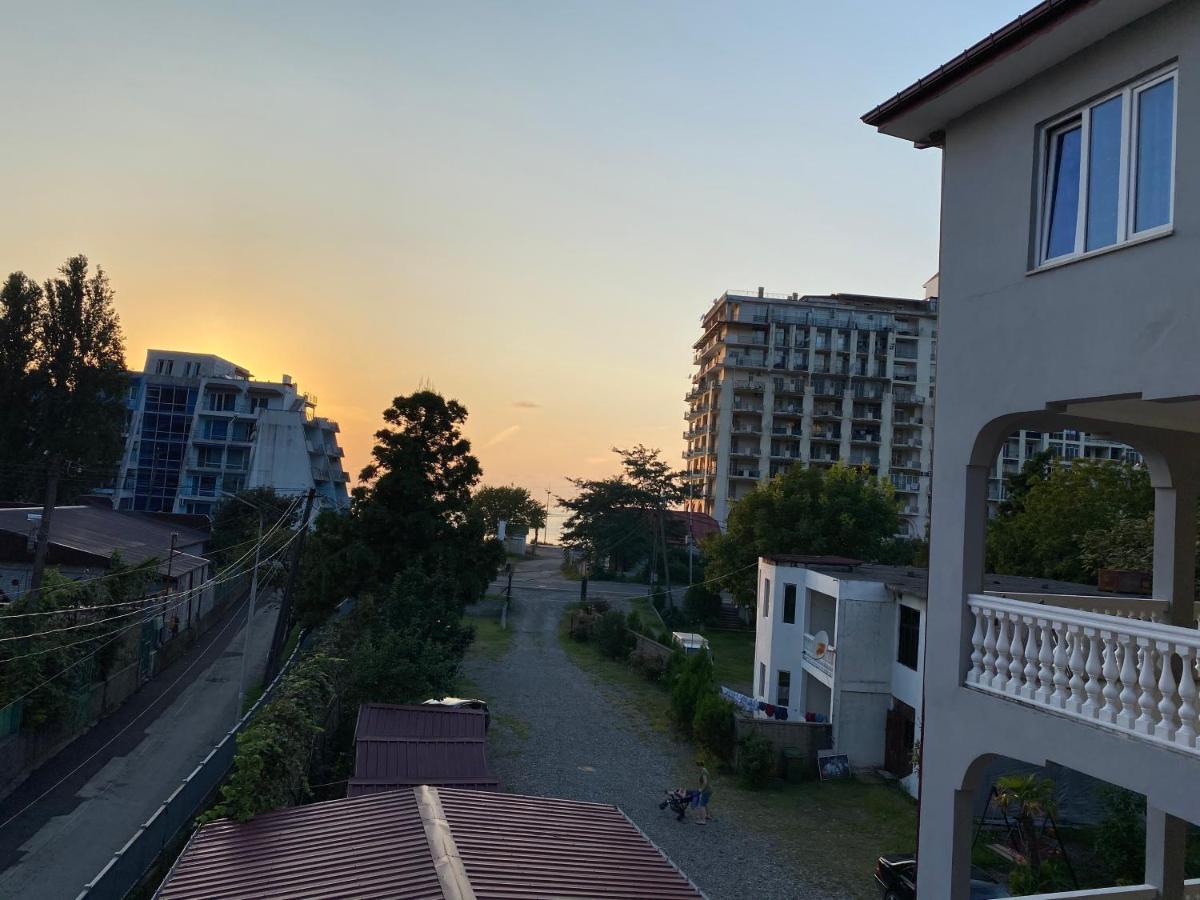 Beliy Dom Kvariati Exterior foto