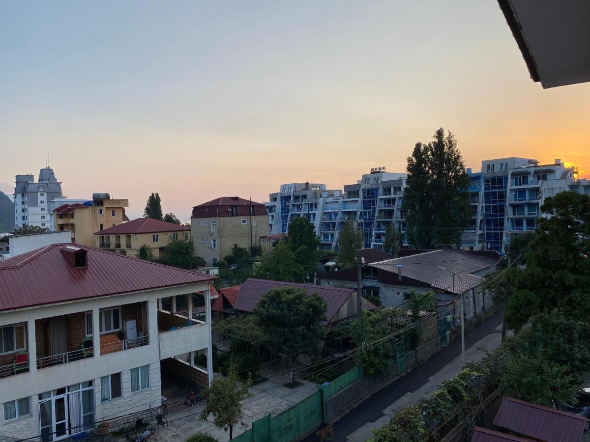 Beliy Dom Kvariati Exterior foto