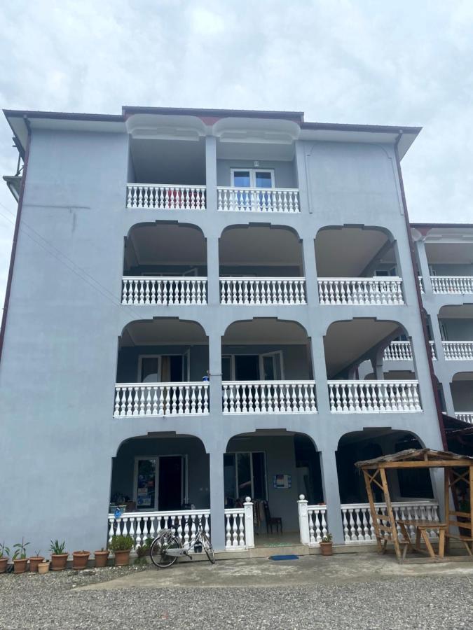 Beliy Dom Kvariati Exterior foto