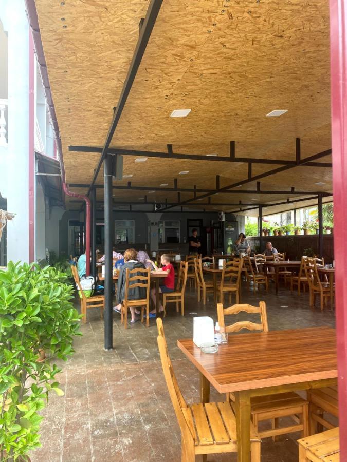 Beliy Dom Kvariati Exterior foto