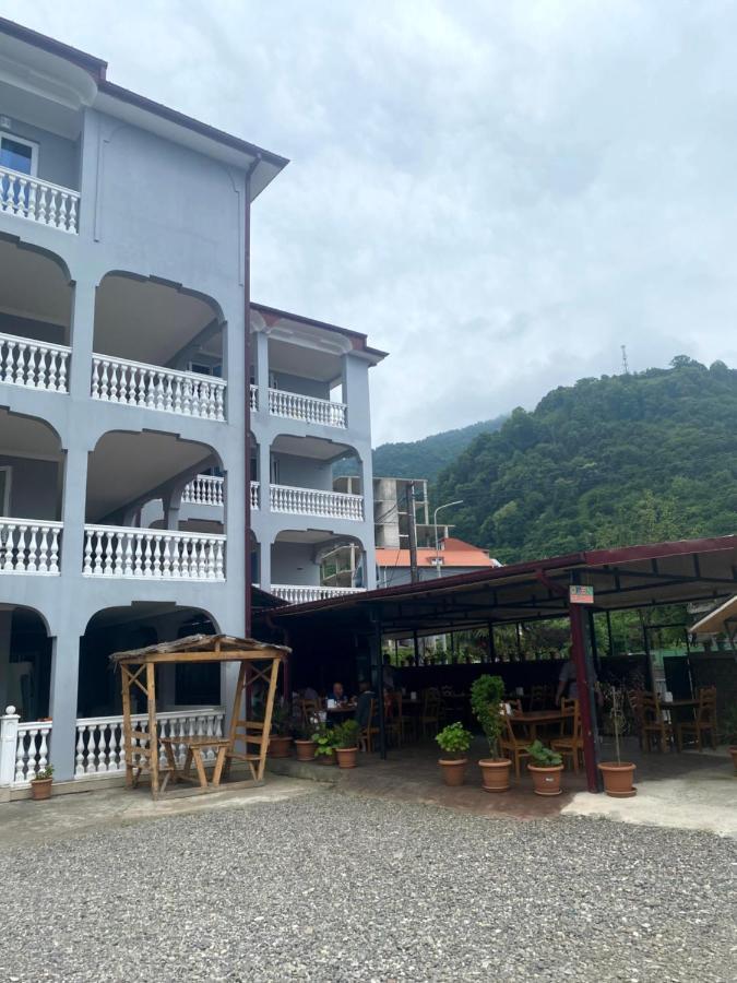 Beliy Dom Kvariati Exterior foto